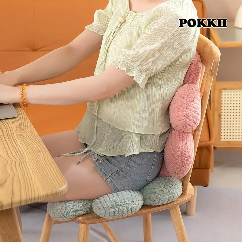 Petal Plush Cushion – Soft Flower-Shaped Seat & Pillow - POKKII