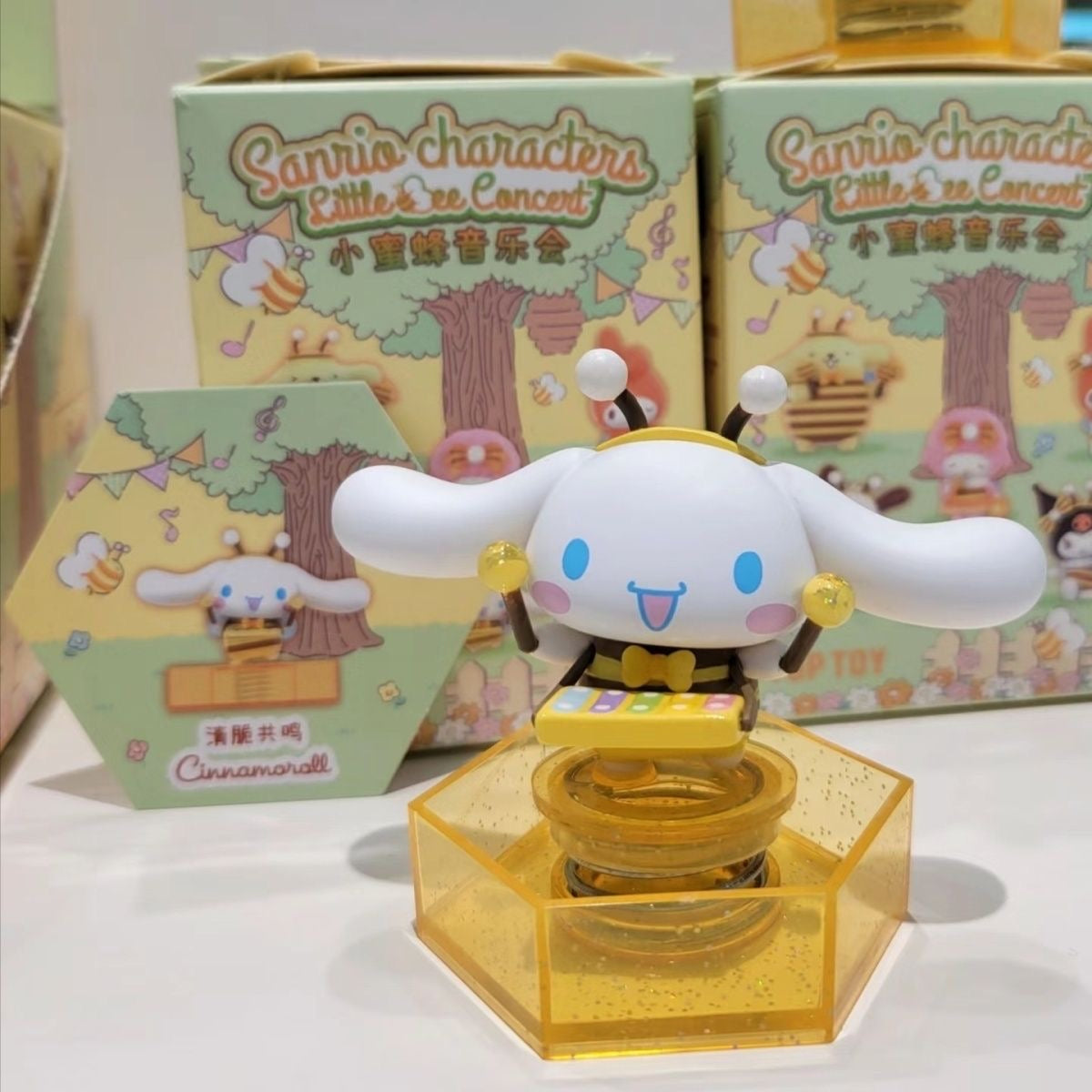 Sanrio Family "Little Bee Concert" Blind Box