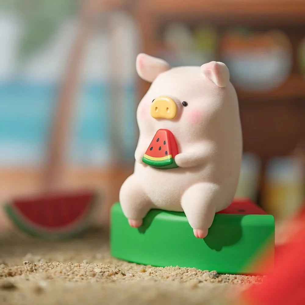 Lulu The Piggy - Beach Party! Series Blind Box Figure