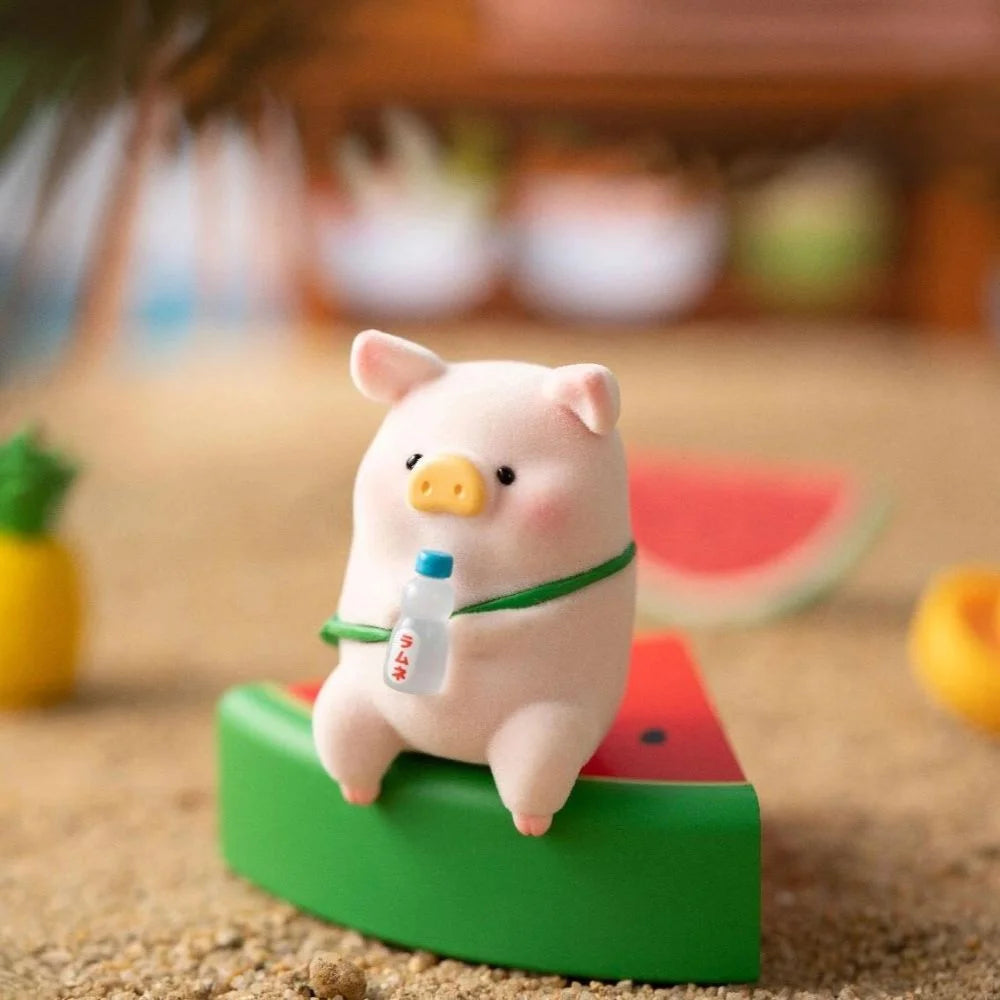 Lulu The Piggy - Beach Party! Series Blind Box Figure